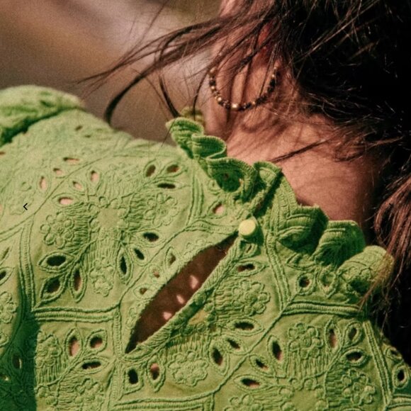 Sezane Louisah Blouse - Sz. 40 (US 8), Bright Green Eyelet S/Slv Blouse - Picture 3 of 7